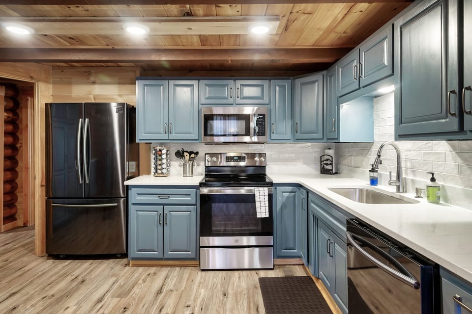 Quartz countertops and stainless steel appliances