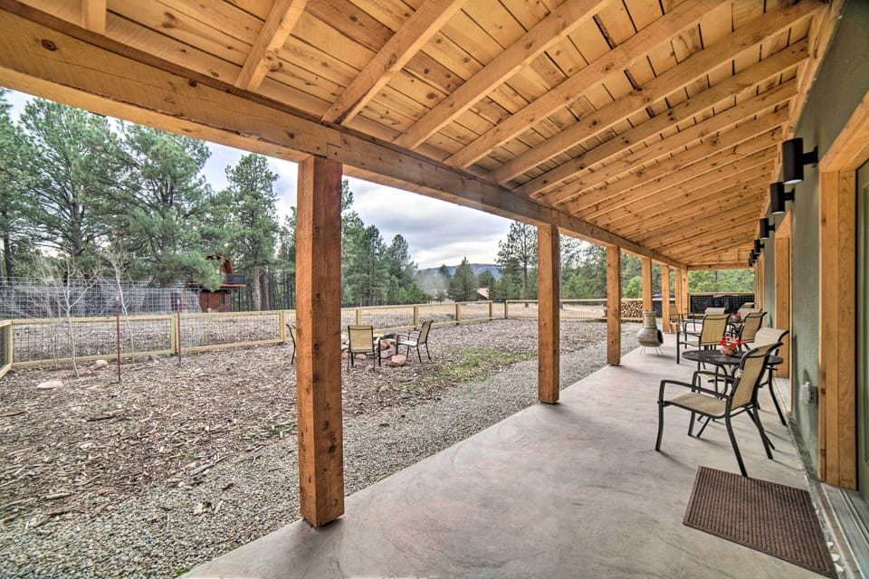 Patio | Outdoor Dining Tables