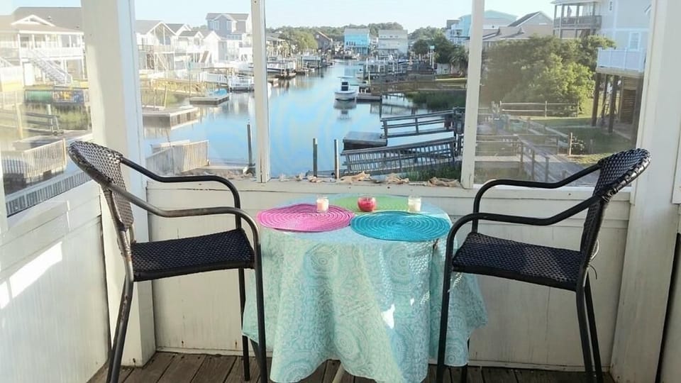 House, 3 Bedrooms | Balcony