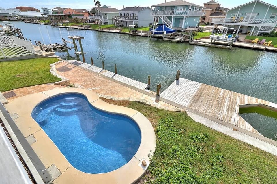 Pool and Dock Area. 