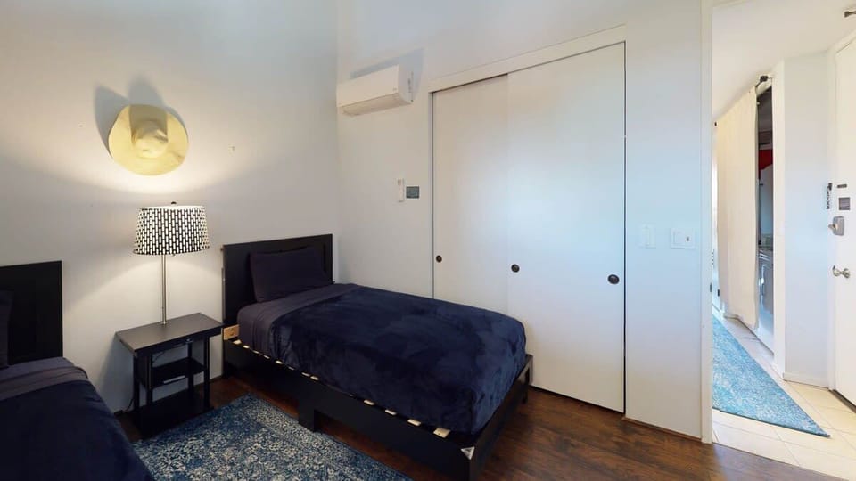 Luana-Kai-Bedroom (1)