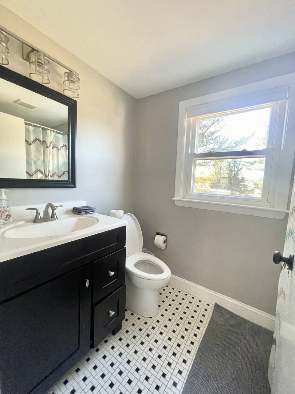 Bathroom on the same floor with the bedrooms.