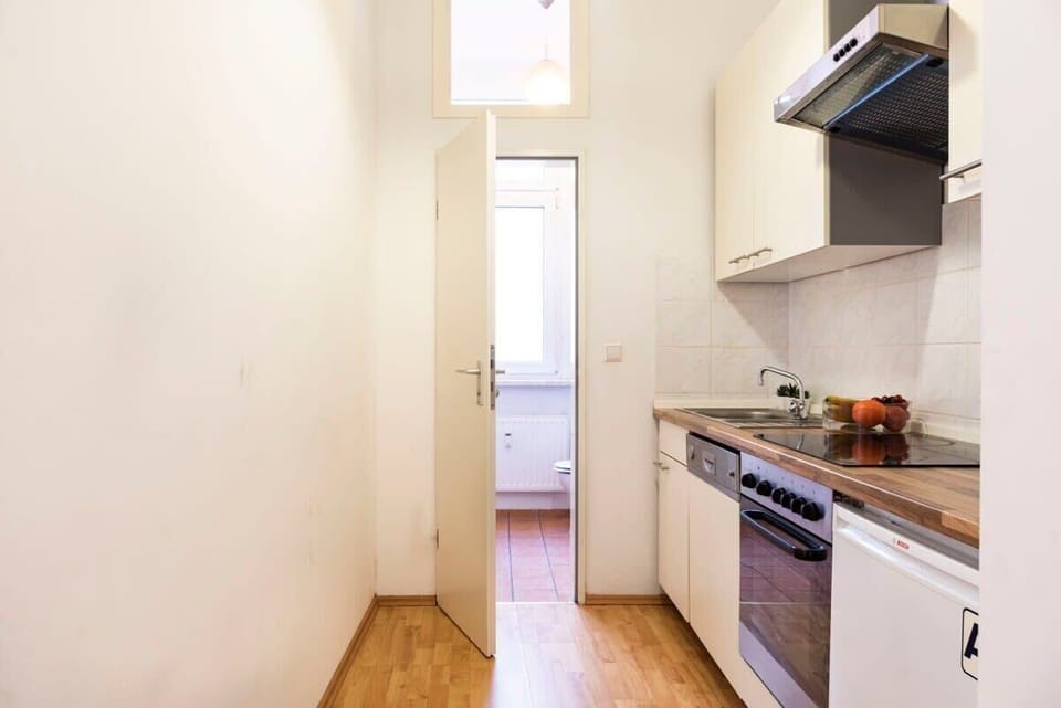 with stove & oven