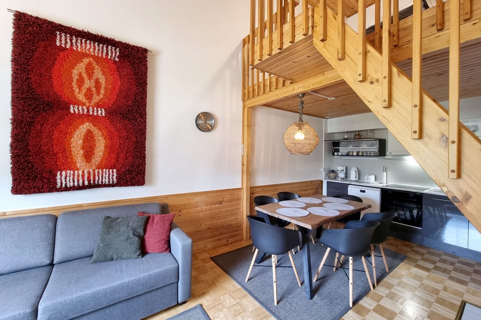Comfort Apartment, Multiple Beds, Non Smoking, Sauna | Dining room