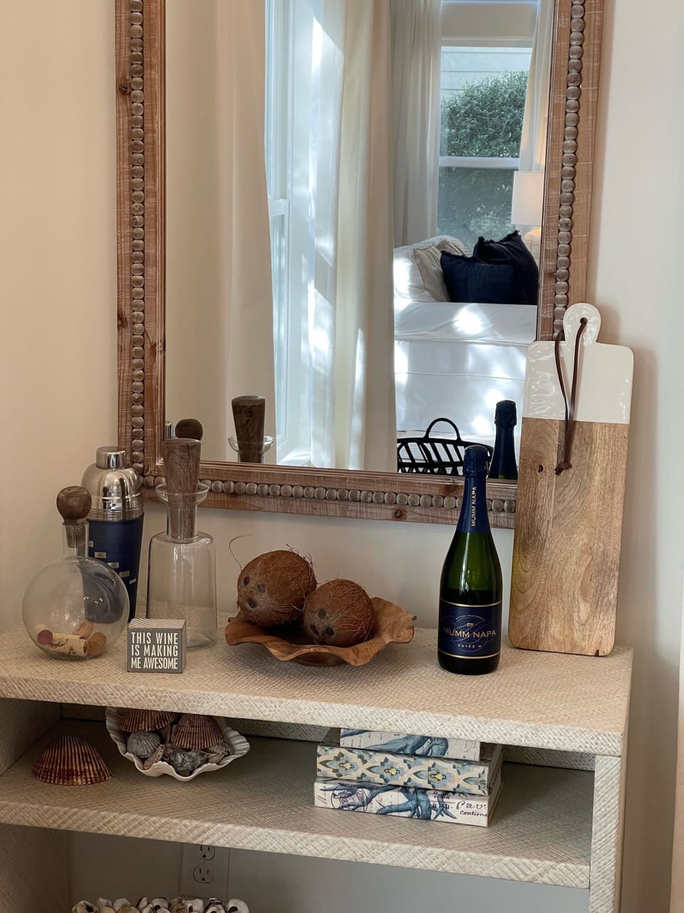 Bar area 