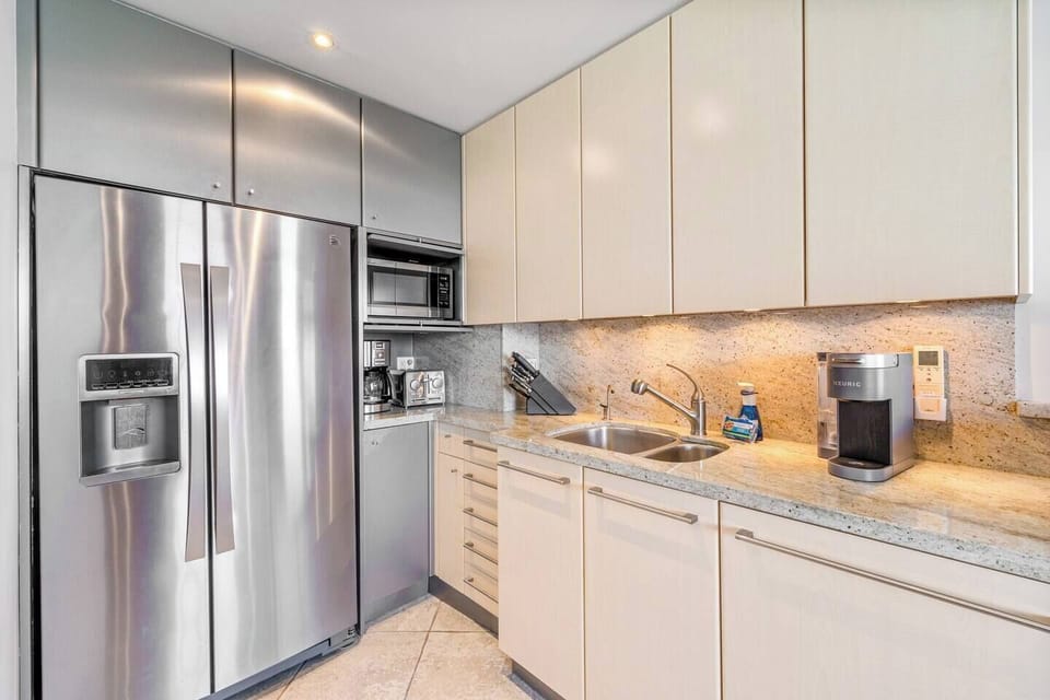Fully stocked kitchen