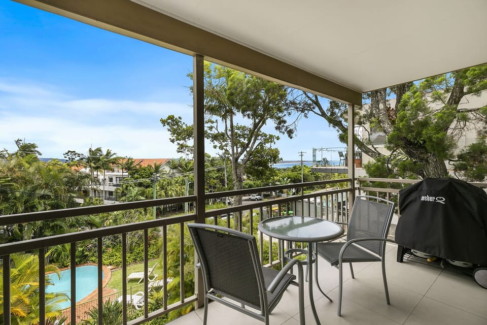 Stunning views over Laguna Bay