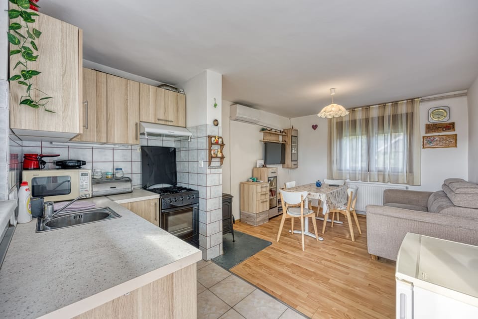 Kitchen and dining area