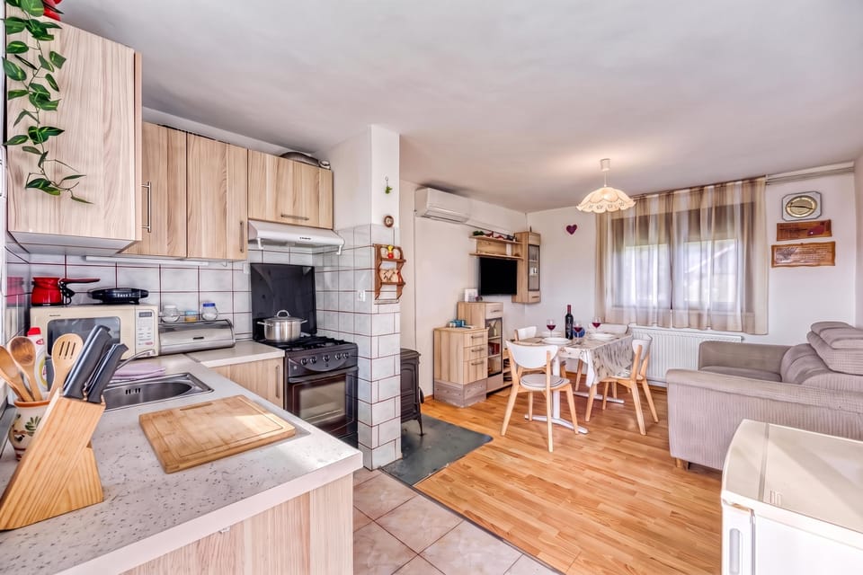 Kitchen and dining area