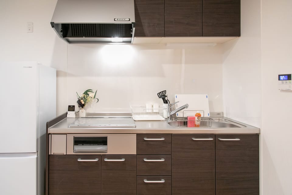 Standard House, 3 Bedrooms | Private kitchen | Full-size fridge, microwave, stovetop, electric kettle