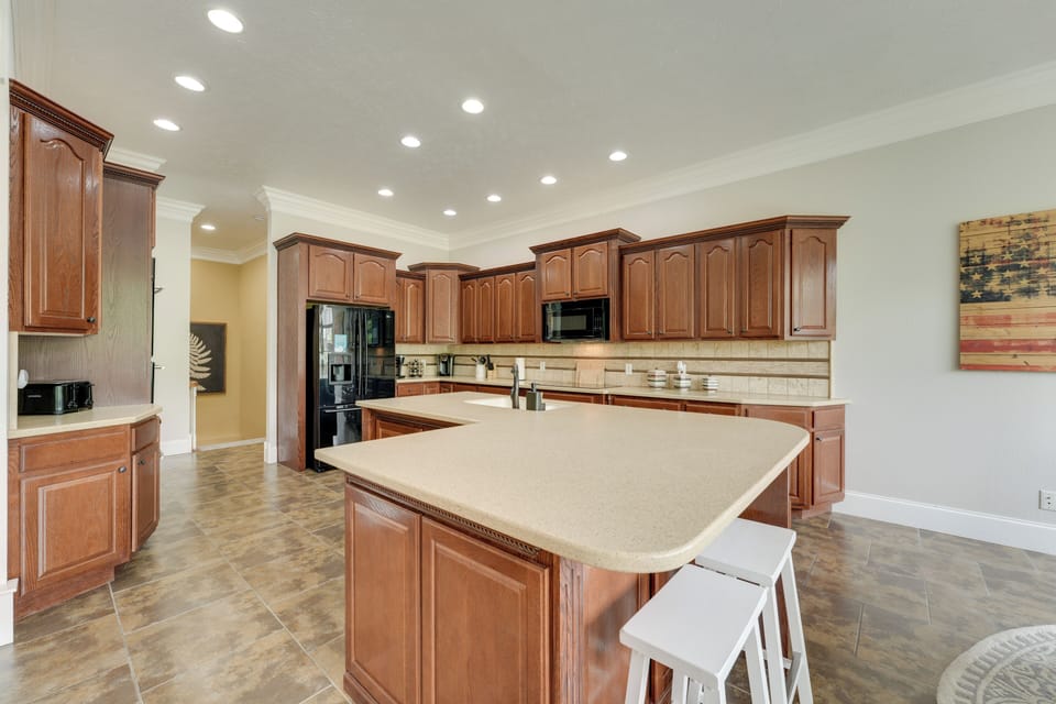 Kitchen | Fully Equipped | Top Floor | Cooking Basics