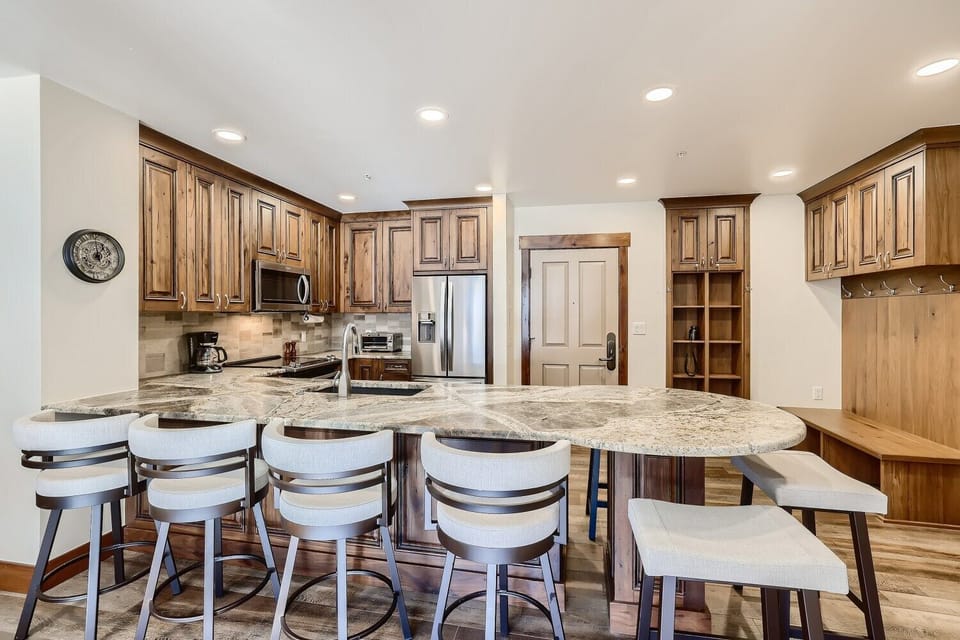 CS335 Kitchen