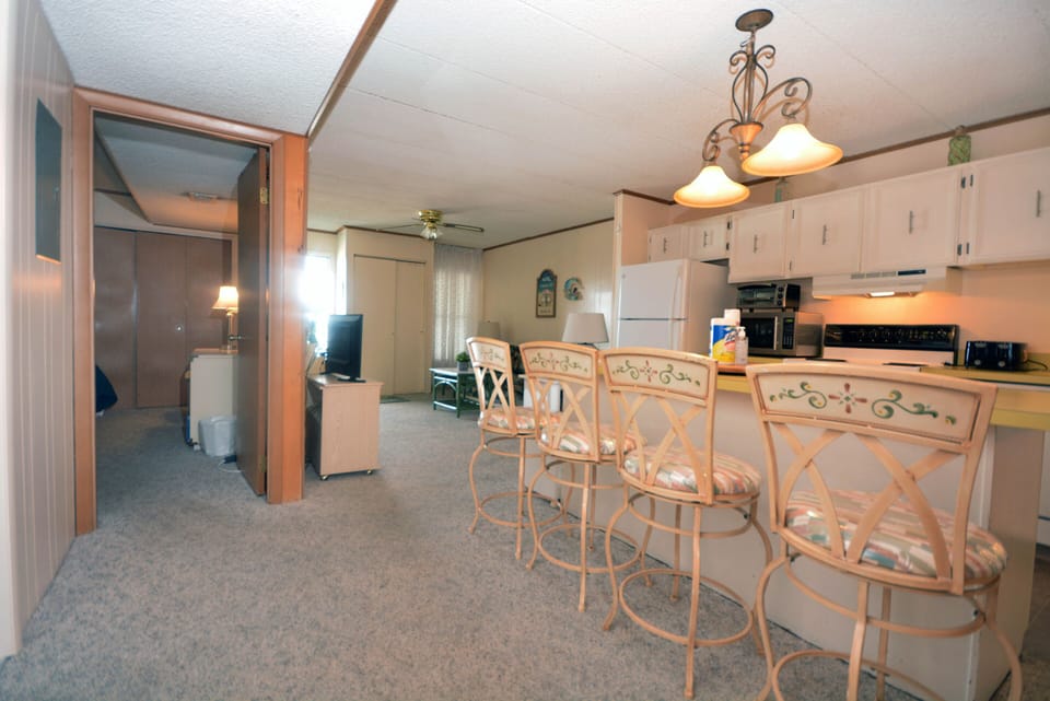 LIVING-AREA