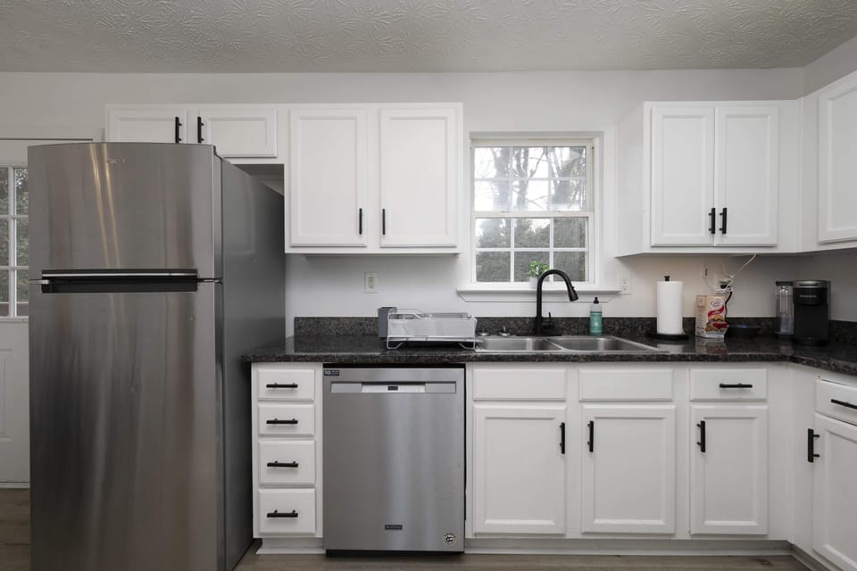 We have prepared everything for you from kitchen essentials to appliance, which surely give you convenience in preparing meals for your family and friends.
