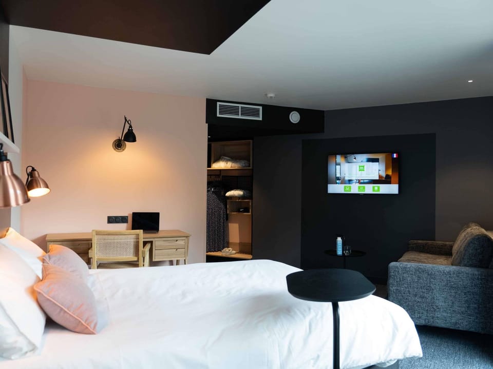Premium bedding, pillowtop beds, individually decorated