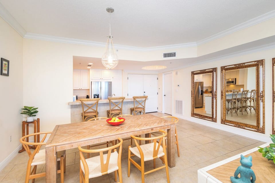 Dining Room 1.1