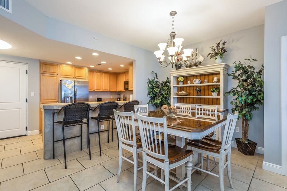 Dining Room 1.1