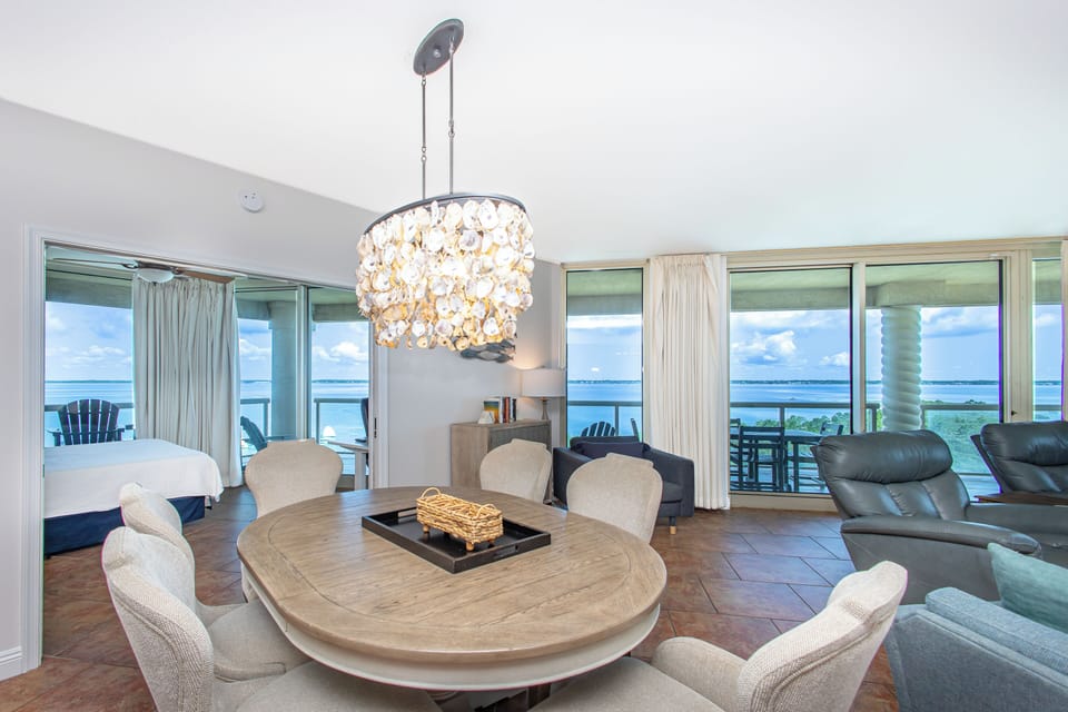 Dining Room 1.1