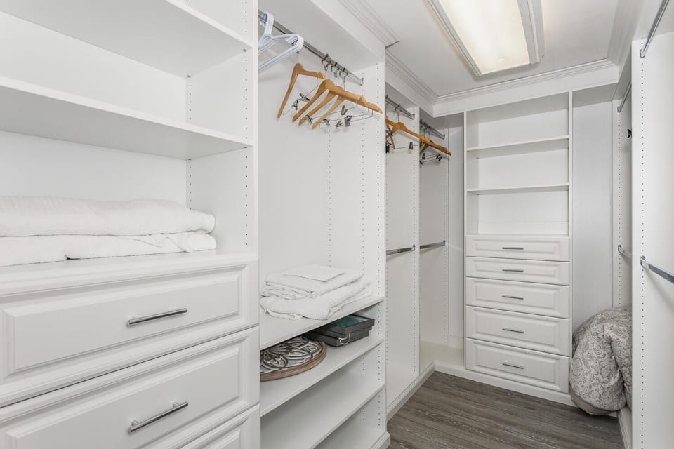 Master Bedroom Closet
