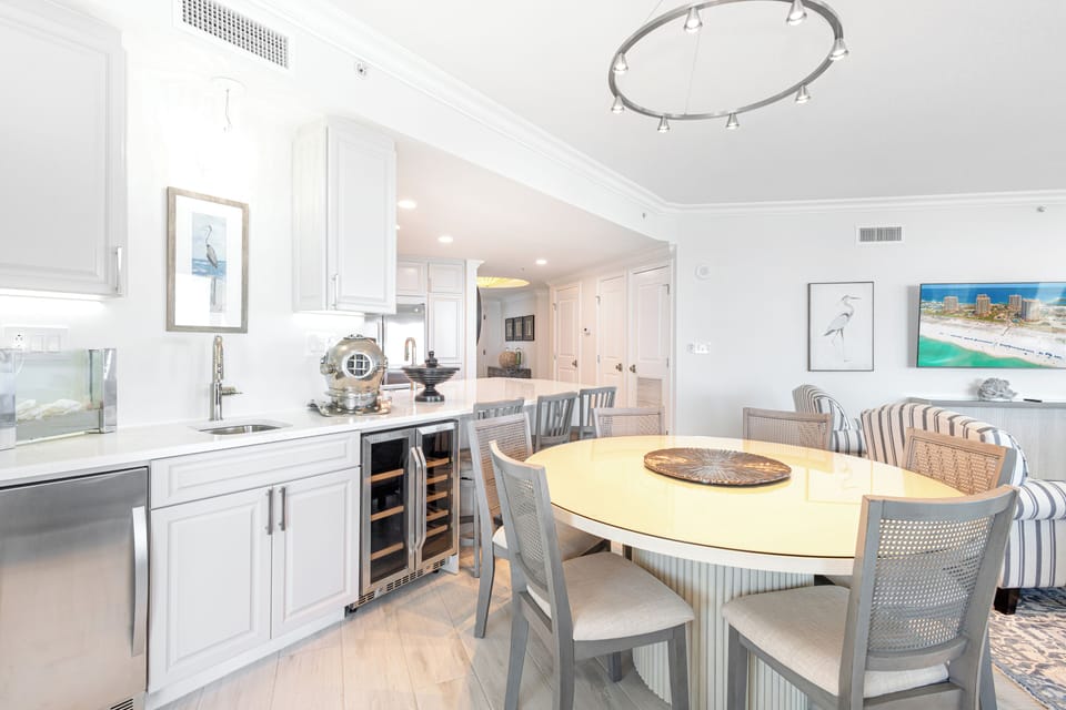 Dining Room 1.1