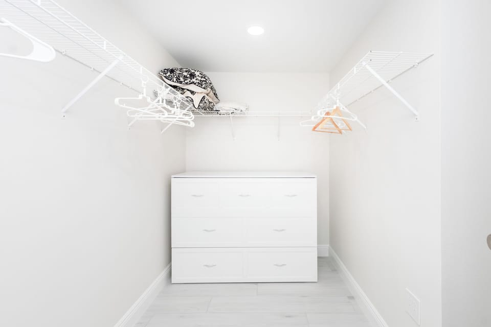 Master Bedroom Closest