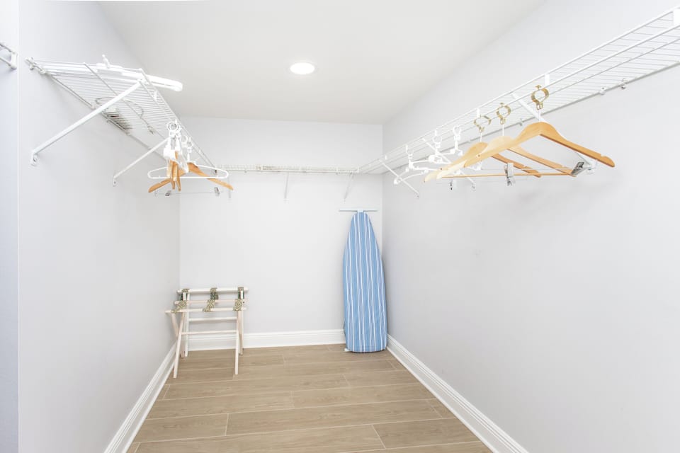 Master Bedroom 1.4