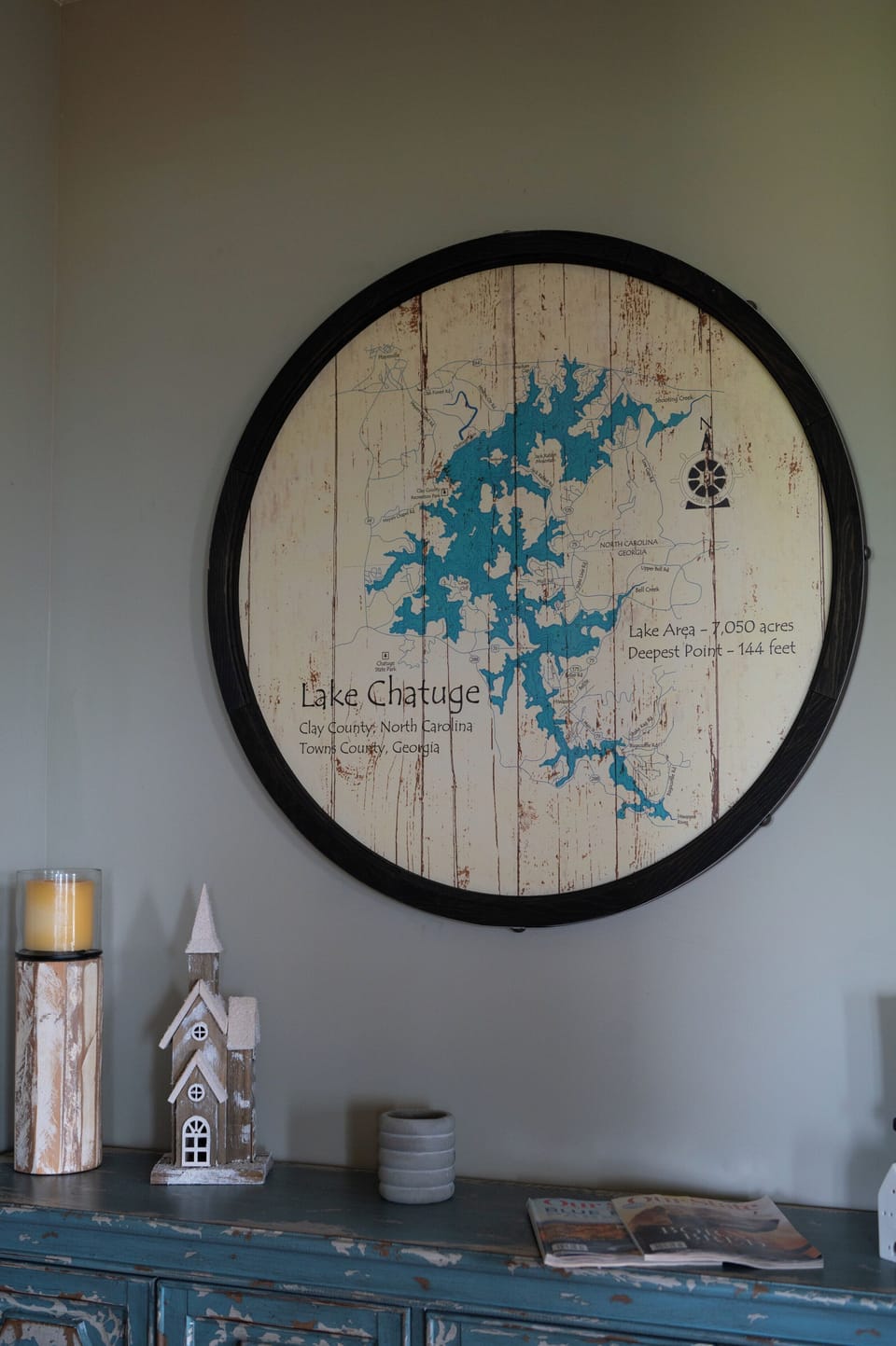 A beautiful map of Lake Chatuge hangs in the foyer.