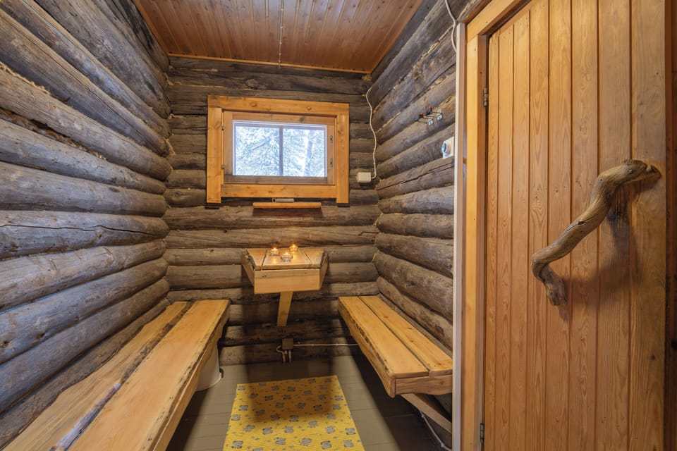 Kuukkeli Log Houses Aurora- Secret Cabin House in Lapland