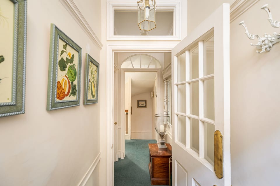 Deluxe House, Private Bathroom, City View