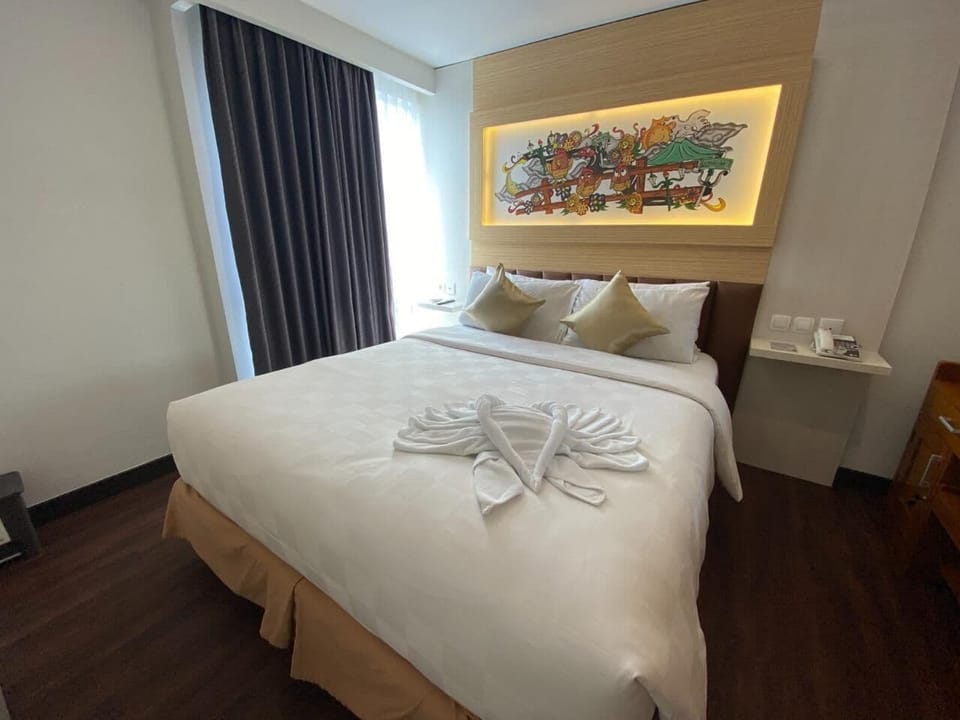 Family Double Room, 1 Queen Bed | In-room safe, desk, blackout drapes, free WiFi