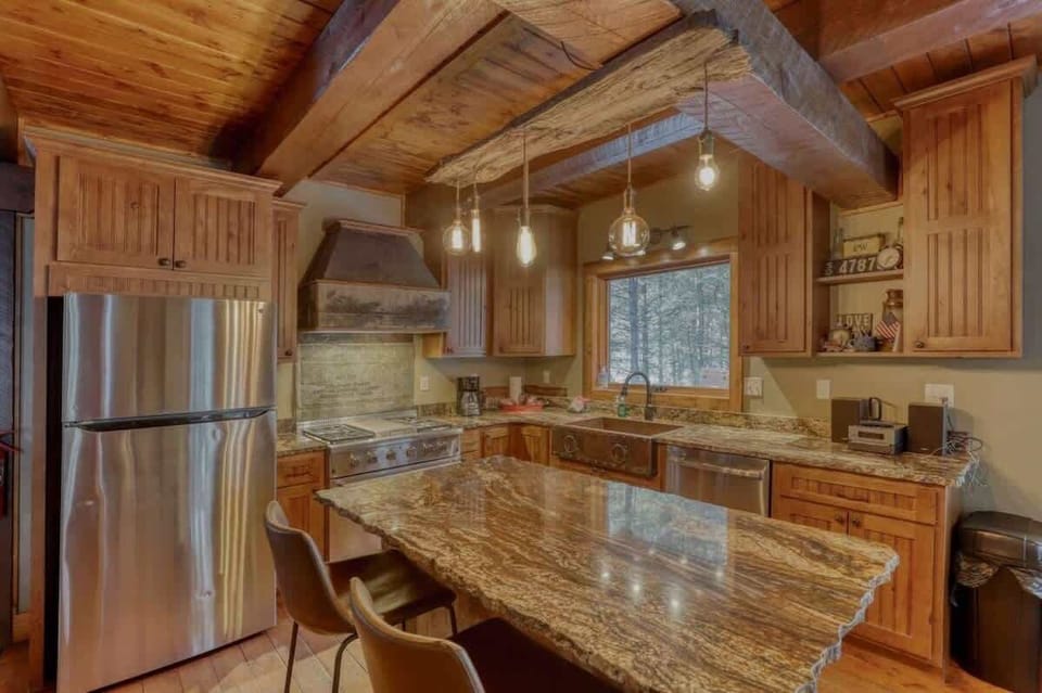 Fully equipped kitchen