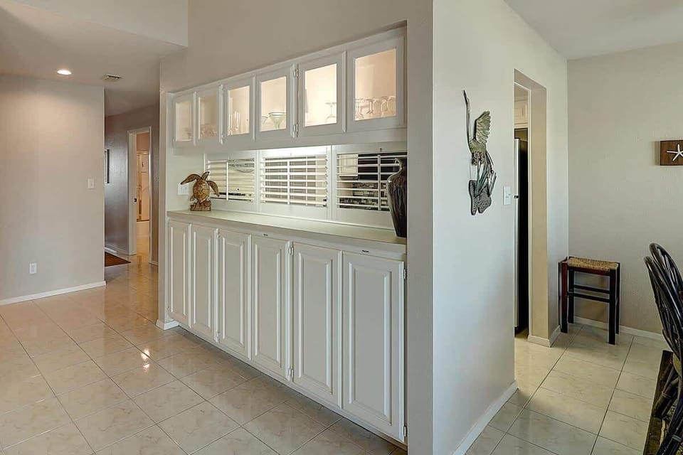 Pass Through Kitchen. 