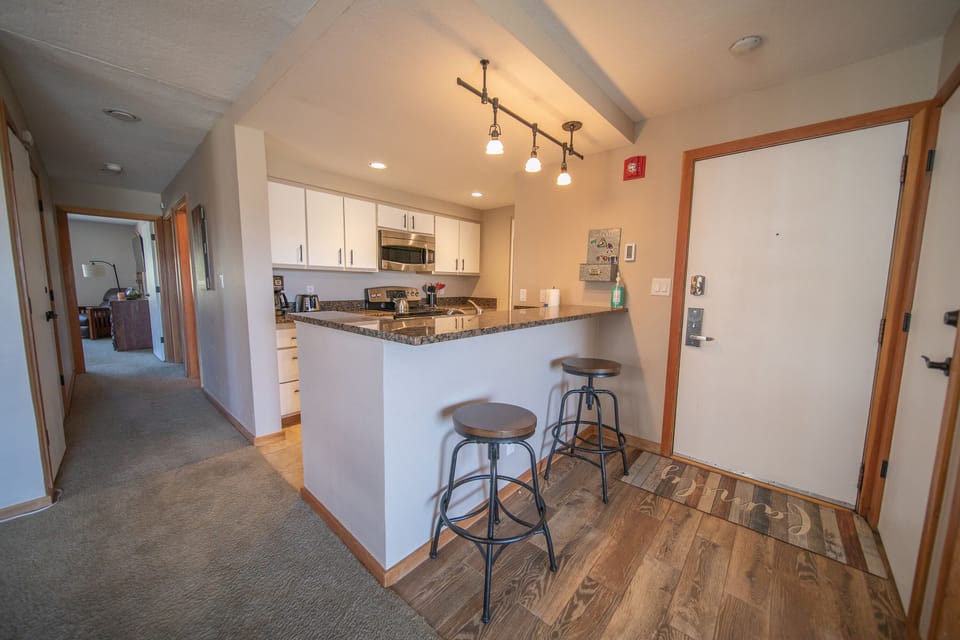 Countertop bar stool seating too!