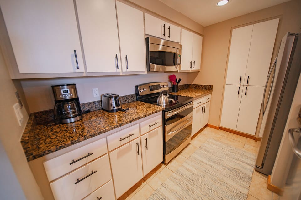 Fully equipped kitchen