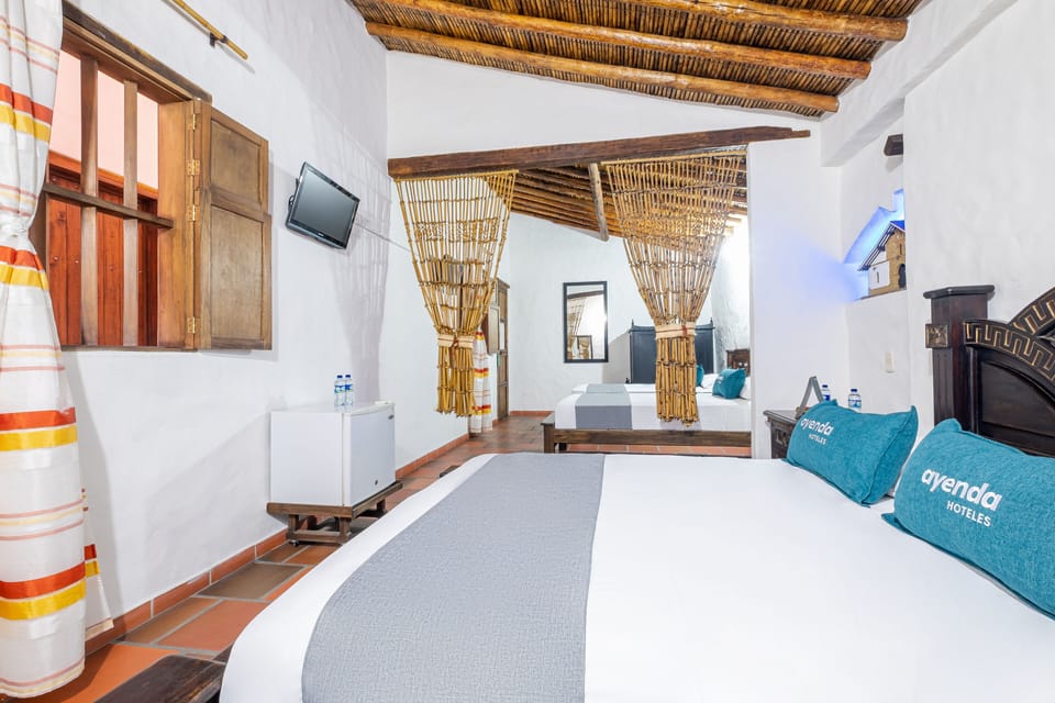 Superior Quadruple Room | Hypo-allergenic bedding available, WiFi (free), bed sheets