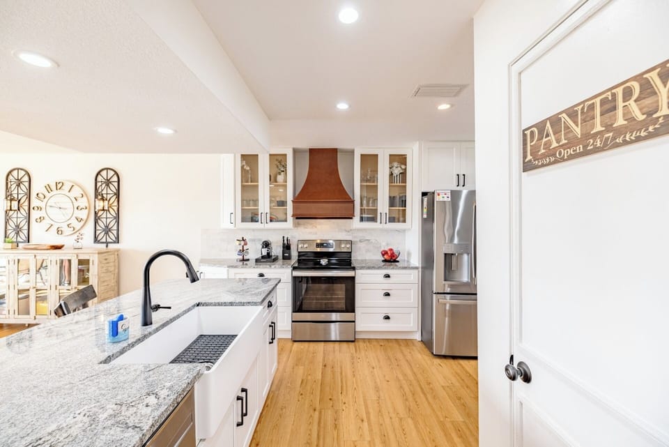 Open Kitchen