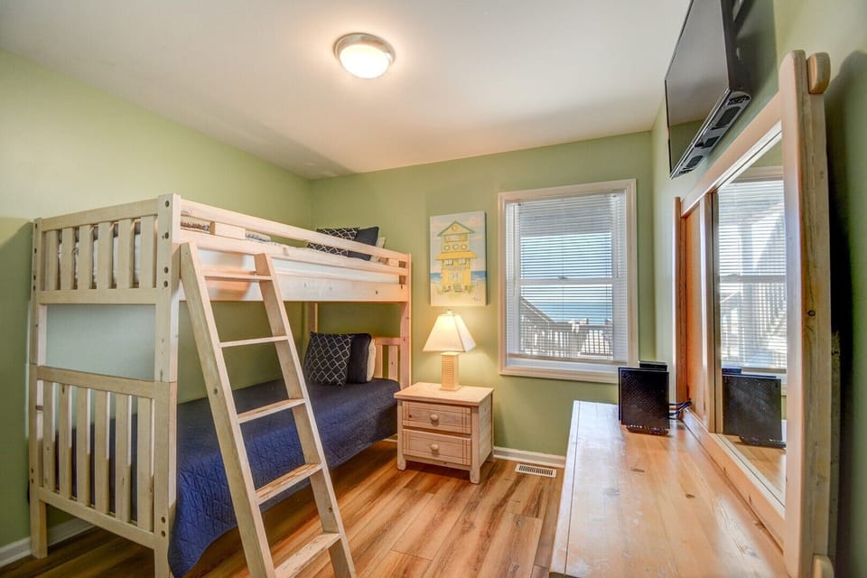 Bunk Room