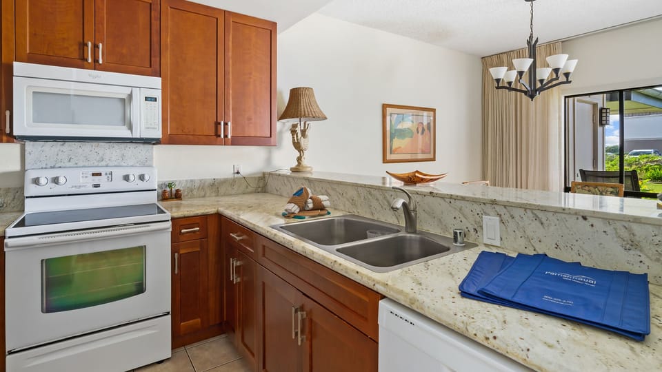 Poipu Sands at Poipu Kai Resort #418 - Fully Equipped Kitchen & Dining - Parrish Kauai