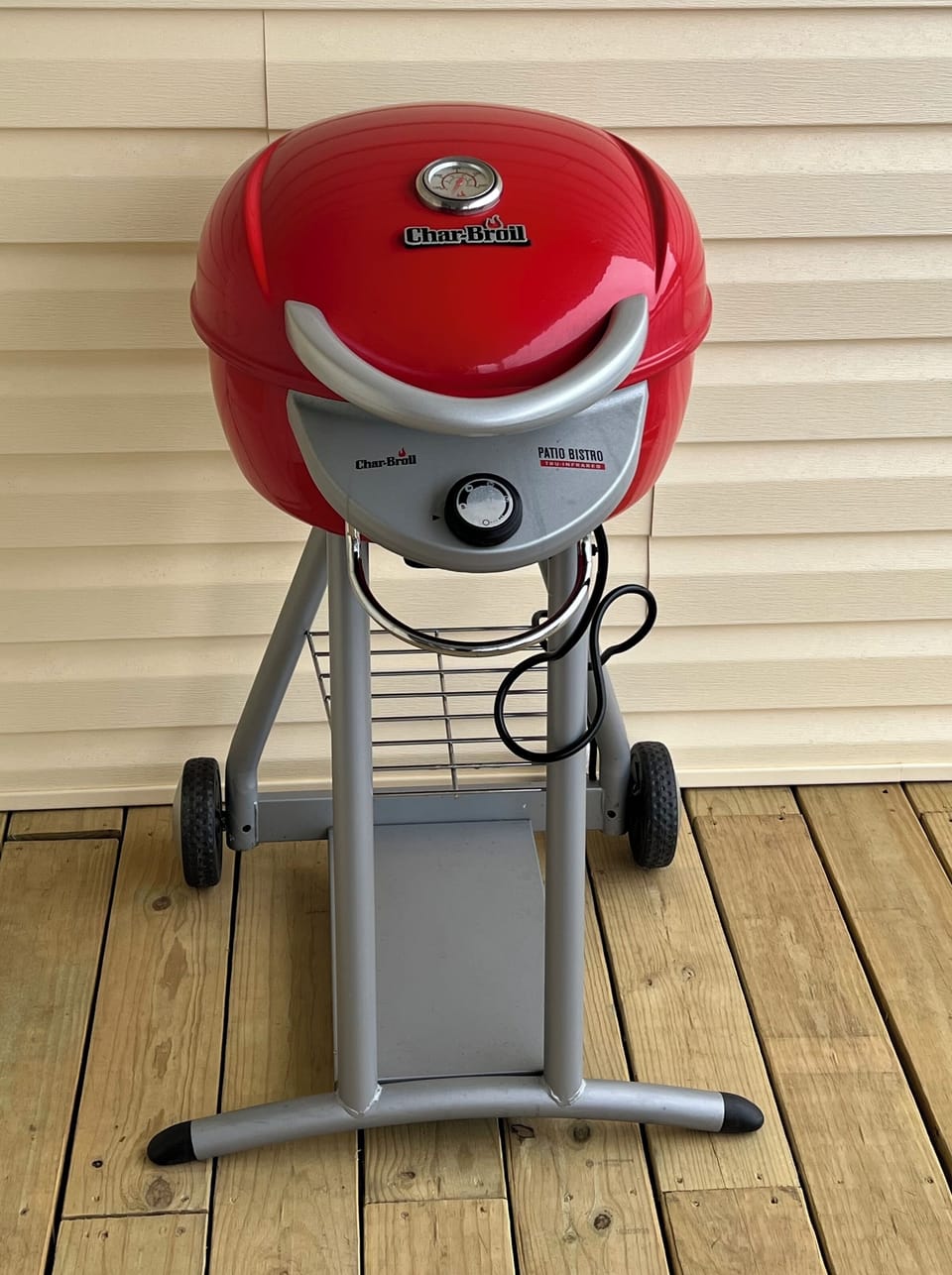 Grill on NEW private covered deck. No afternoon sun.
