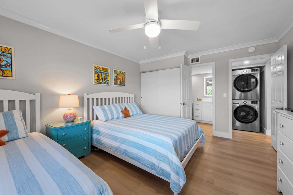 2nd bedroom