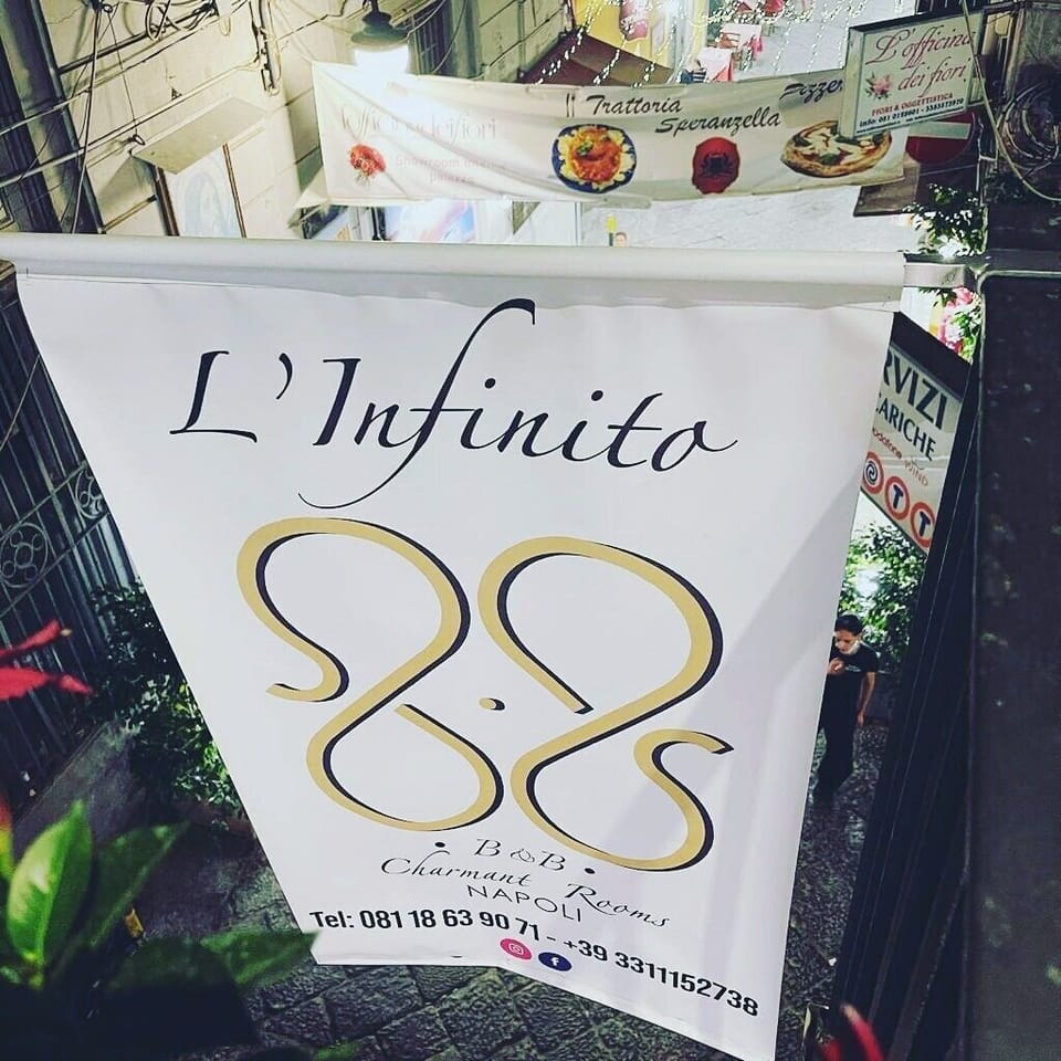 Room 5 - Double - B&B L'Infinito 88 Charmant Rooms Bed and Breakfast in Naples