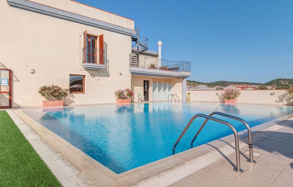 pool