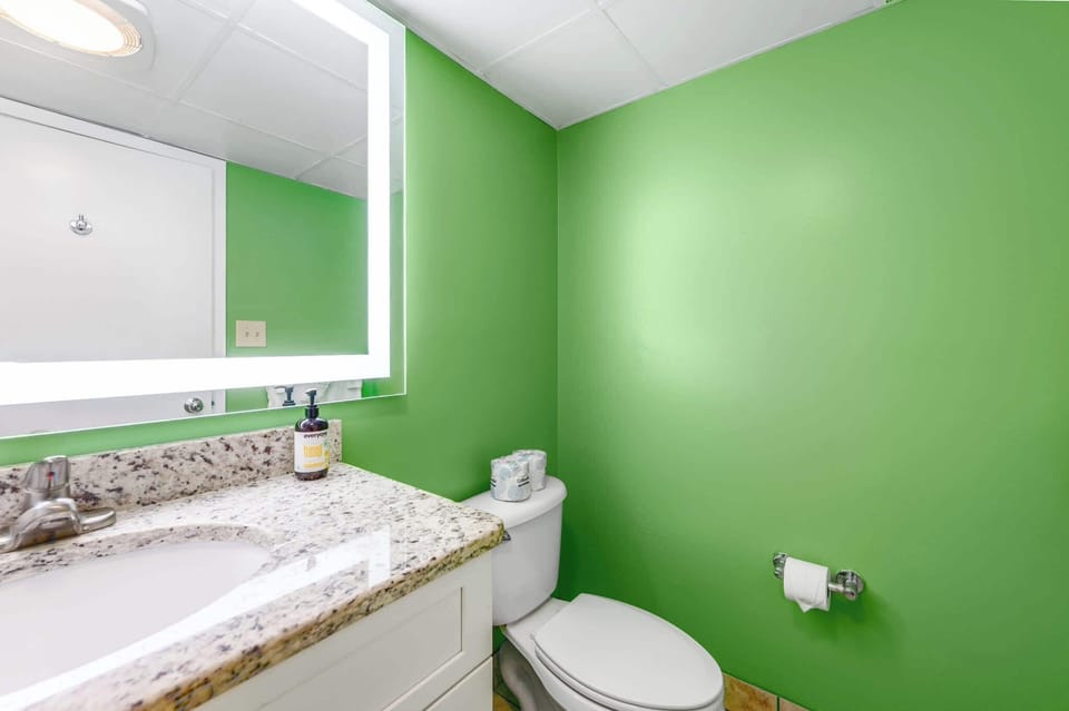 Private Bathroom
