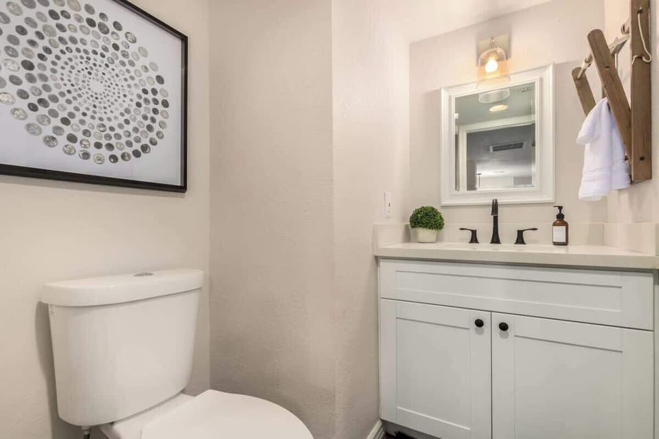Bonus half bath