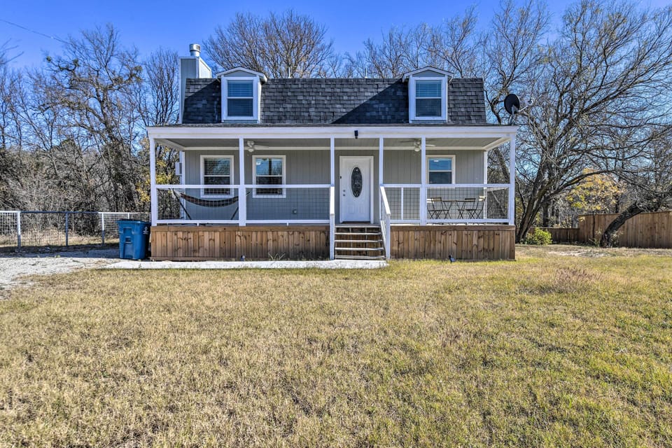 House Exterior | 2-Story Home | Driveway Parking (4 Vehicles)