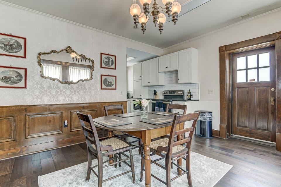The Bressmer Carriage House - Kitchen