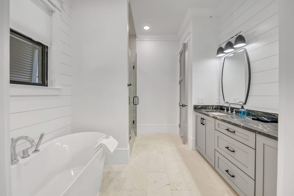First Floor King Bathroom - 1st floor master private bath