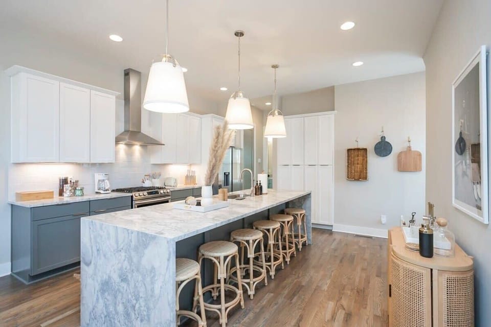 Brand New Kitchen w/Stainless Appliances