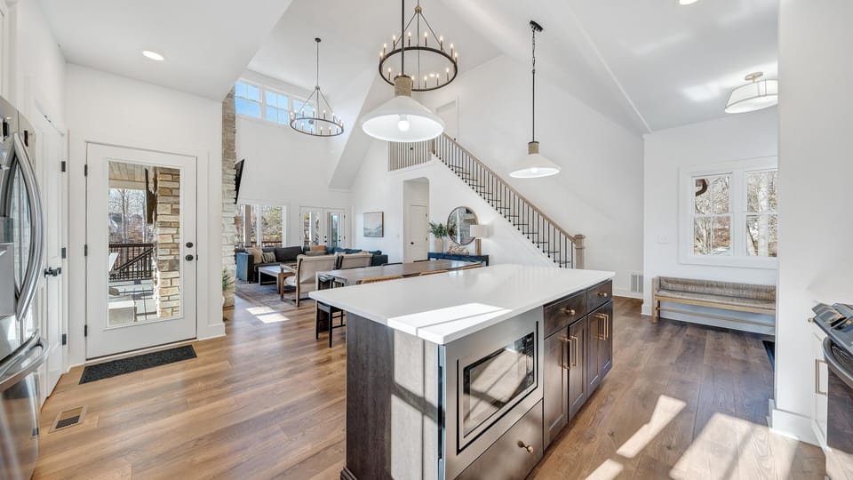 Open Vaulted Main Level