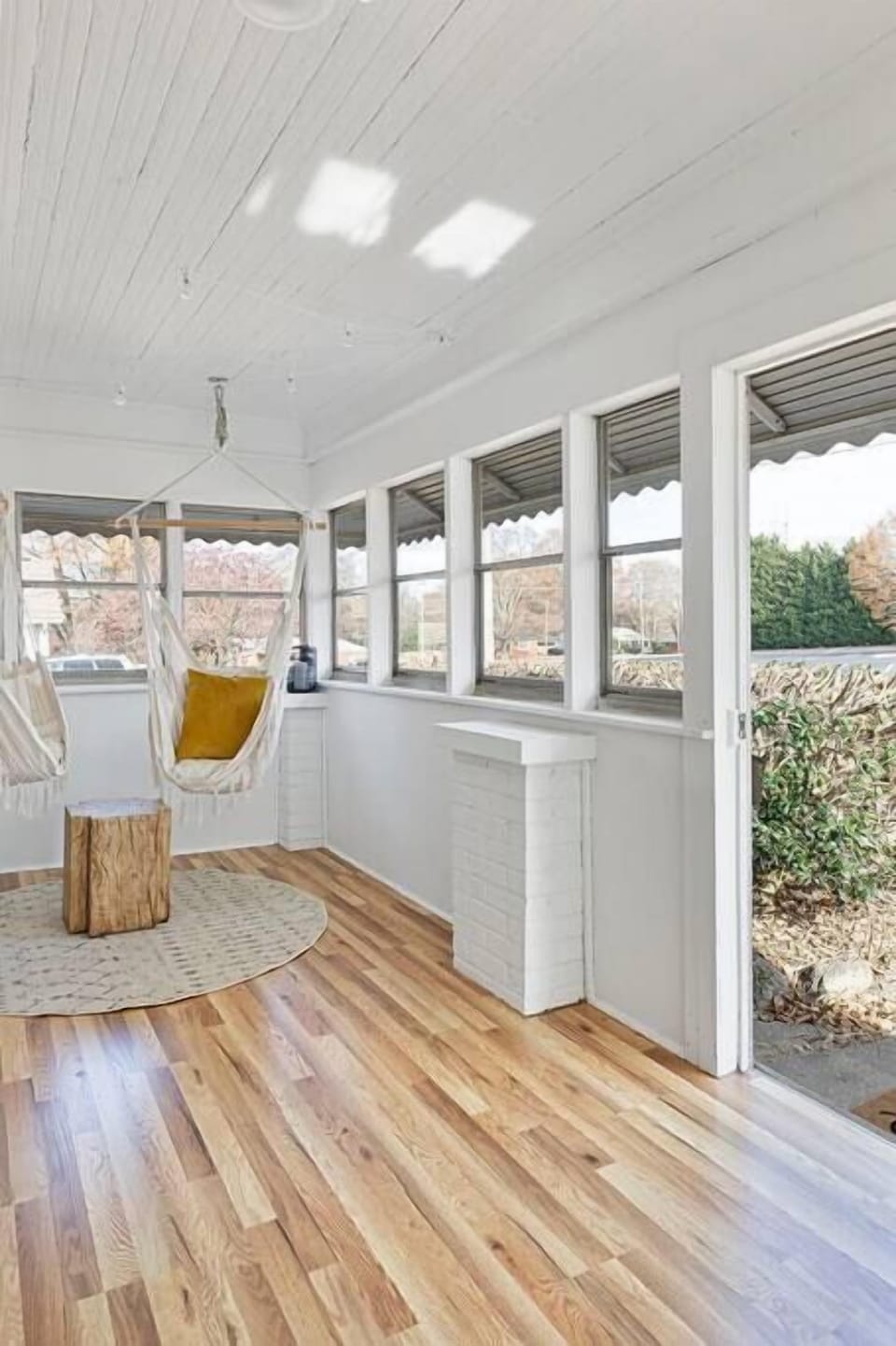 Covered Front Porch (1)